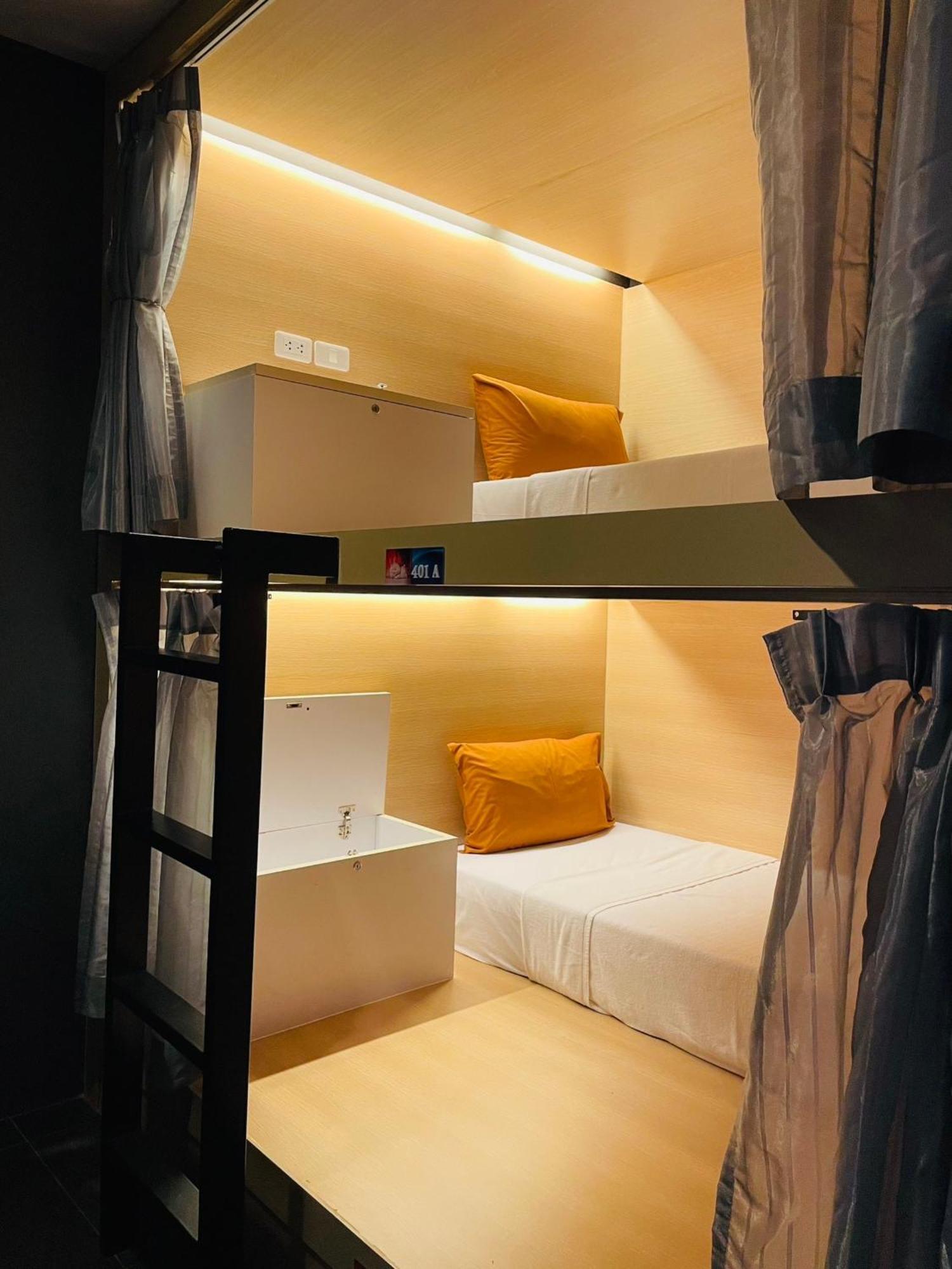 Hostel Rabbitel Phuket Exterior foto