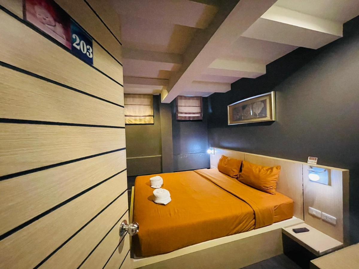 Hostel Rabbitel Phuket Exterior foto