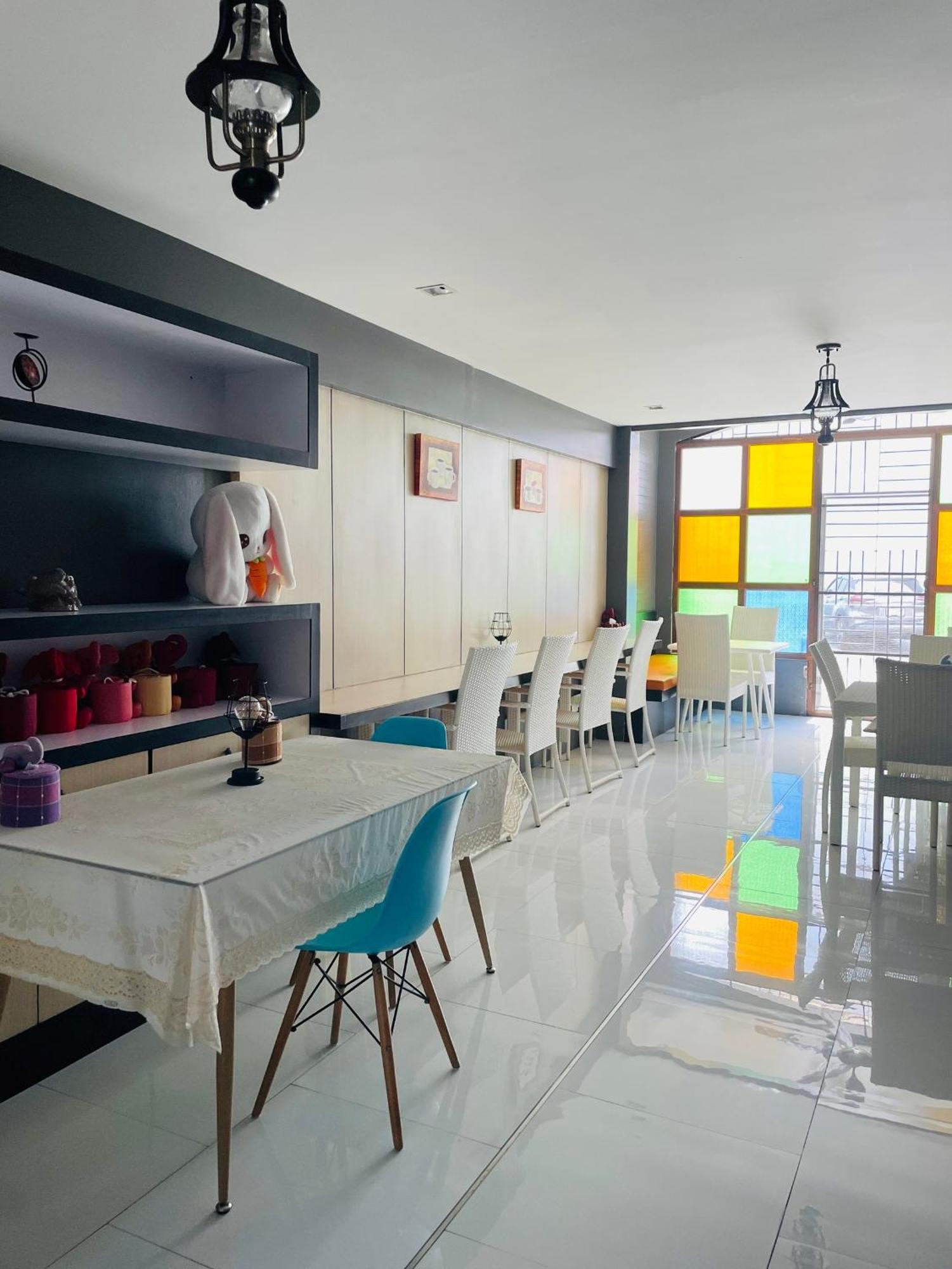 Hostel Rabbitel Phuket Exterior foto